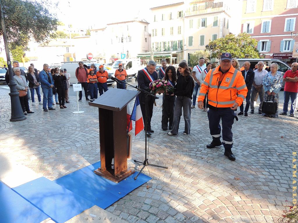 2025 09 25 OULLIOULES HOMMAGE NATIONAL AUX HARKIS (24).jpg